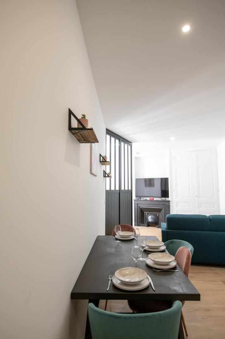 L'Arty - Tres Joli Studio Moderne Place Valmy Lyon Eksteriør billede